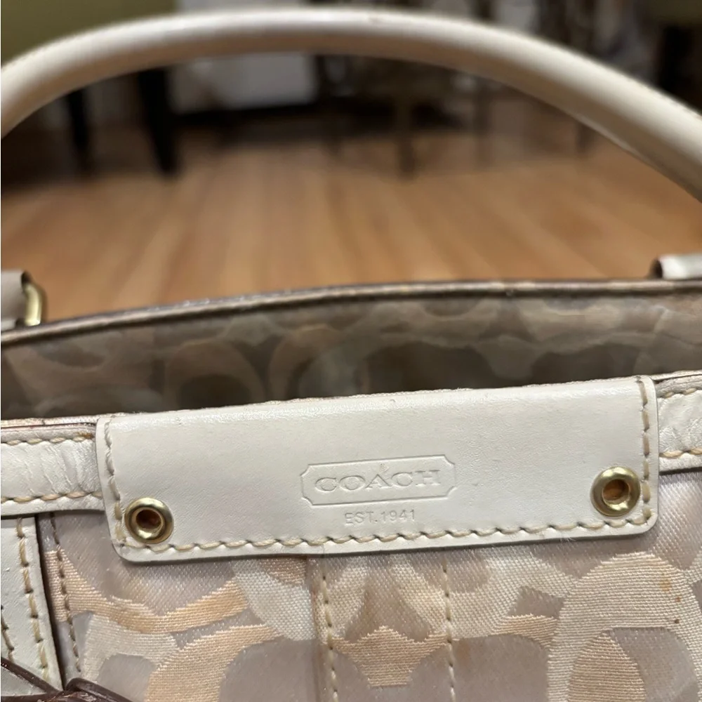 Coach Cream and White Signature Satchel - Picture 2 of 7